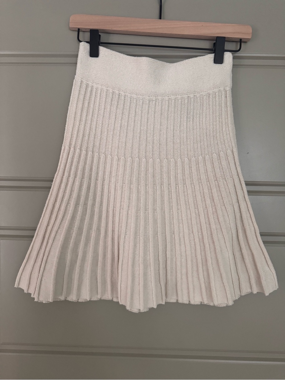 Zara - Knit Pleated Midi Skirt in Cream